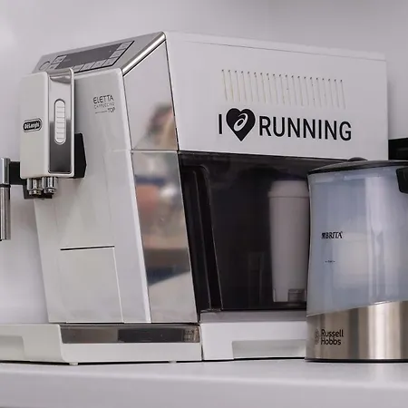 2-bedroom With Balcony & Parking In Cracow By Renters * Kraków